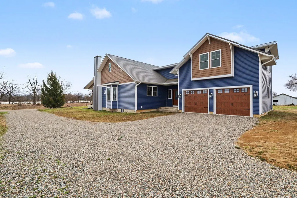 930 Dutch School Road Noble Township MI 49028