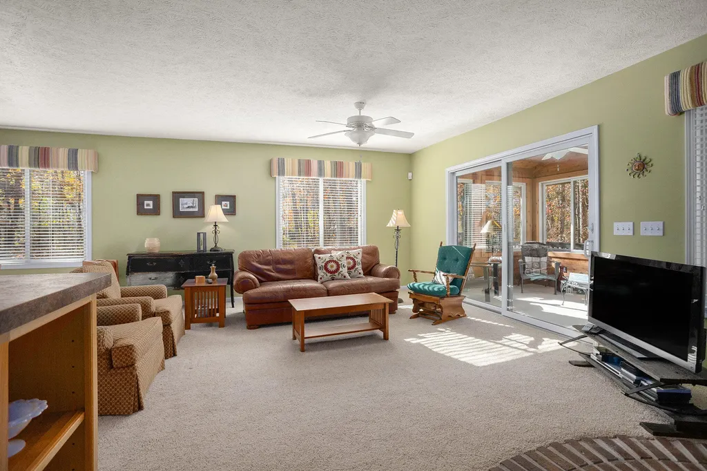 370 Kowalski Drive Girard Township MI 49092