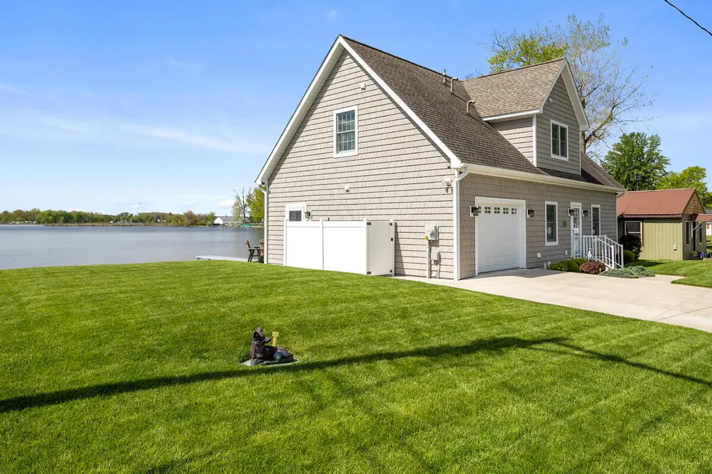 243 E Rose Road Ovid Township MI 49036