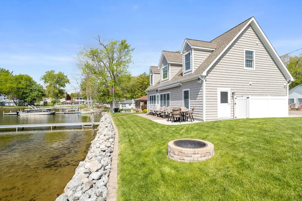 243 E Rose Road Ovid Township MI 49036
