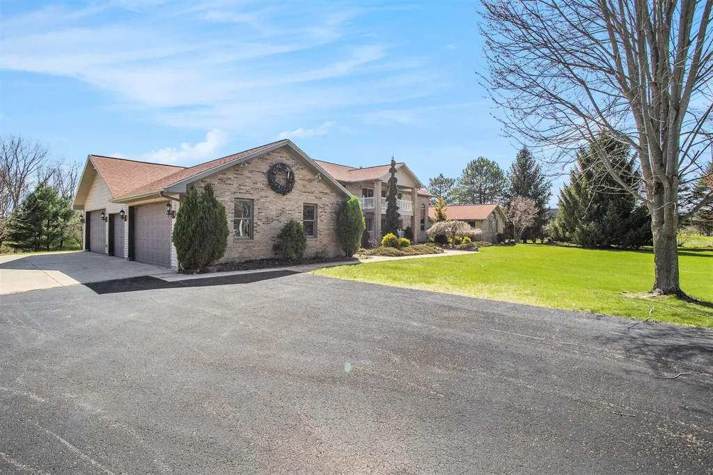 219 Adolph Shores Drive Coldwater City MI 49036