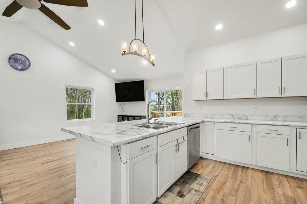 29542 Priest Street Silver Creek Township MI 49047