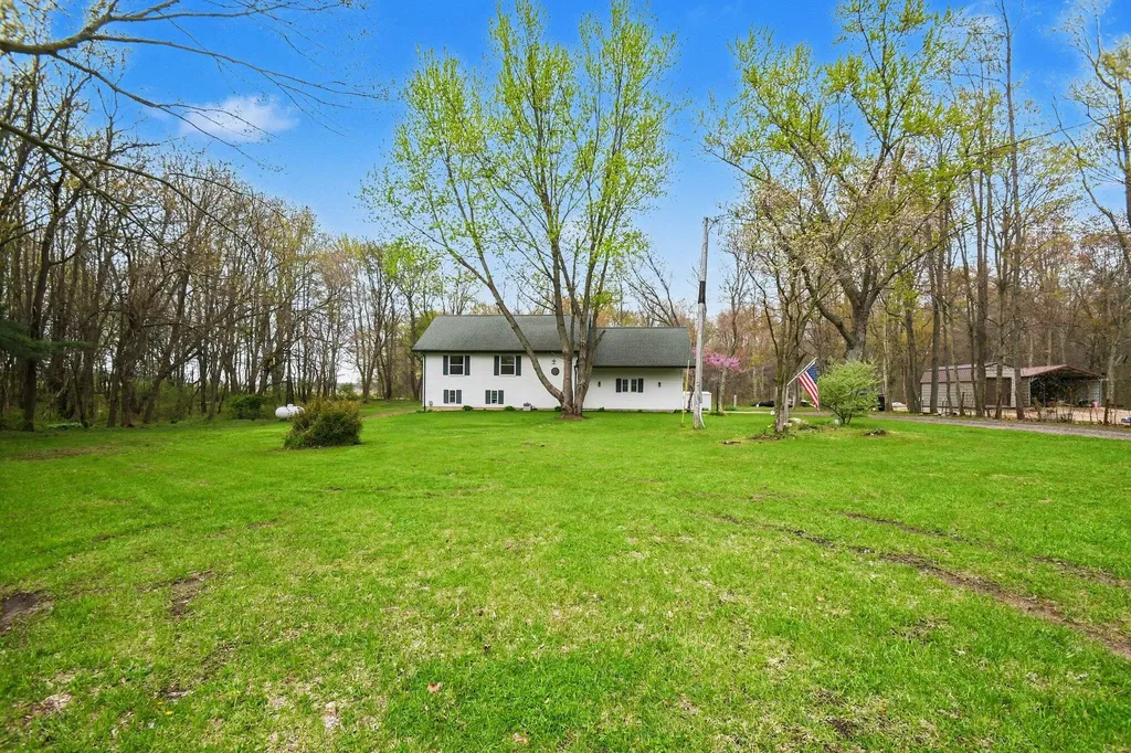29542 Priest Street Silver Creek Township MI 49047