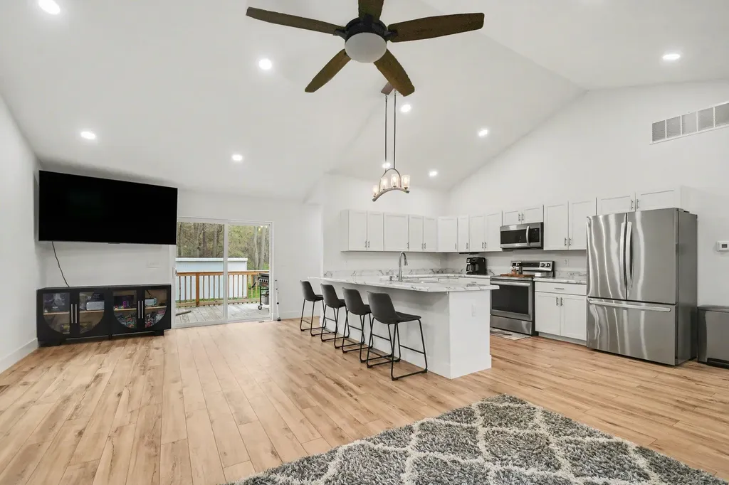 29542 Priest Street Silver Creek Township MI 49047