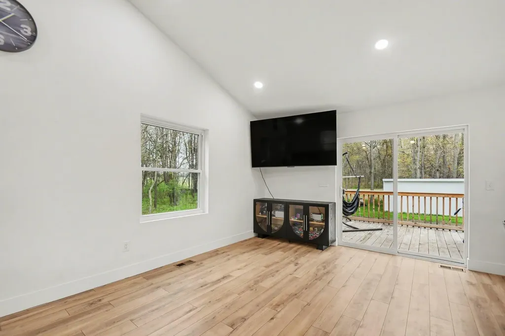 29542 Priest Street Silver Creek Township MI 49047
