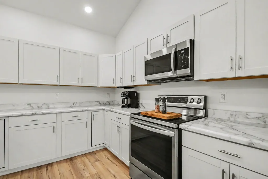 29542 Priest Street Silver Creek Township MI 49047