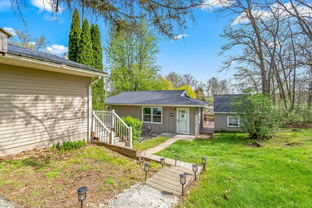 7901 Topinabee Drive Reading Township MI 49255