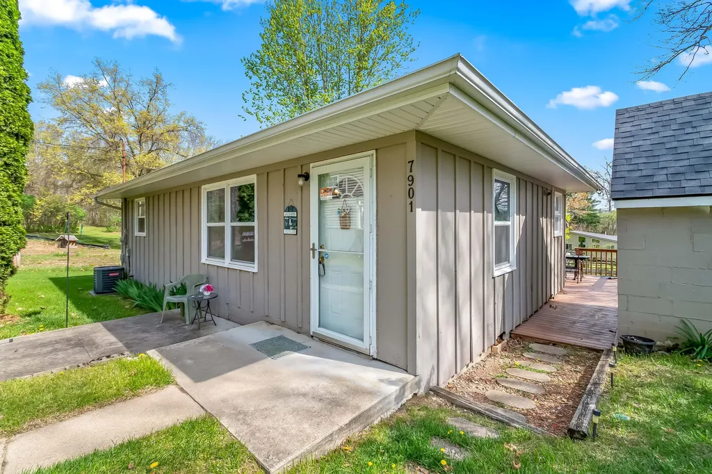 7901 Topinabee Drive Reading Township MI 49255