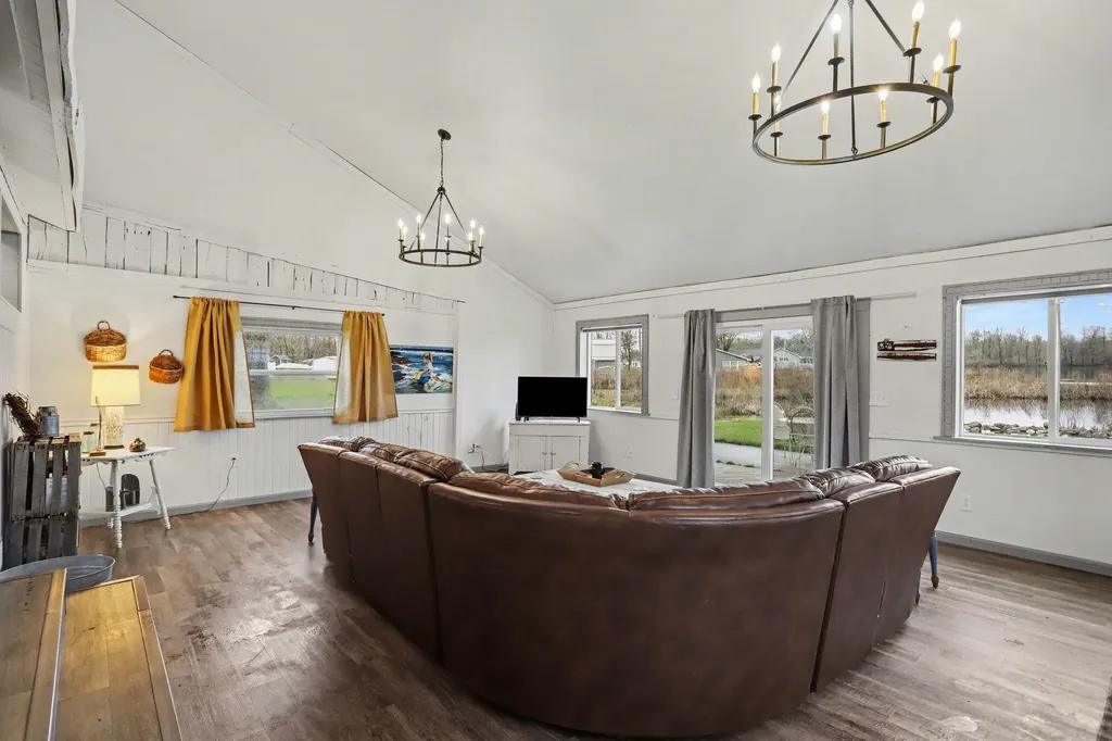 416 W Russell Drive Ovid Township MI 49036