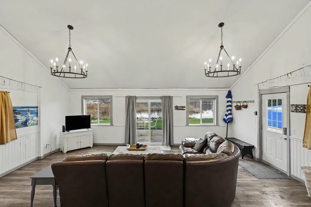 416 W Russell Drive Ovid Township MI 49036