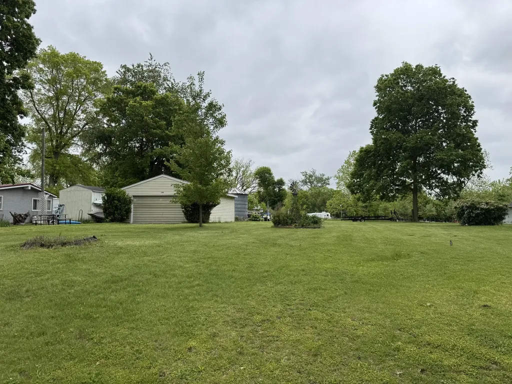 734 N Hawley Drive Girard Township MI 49036