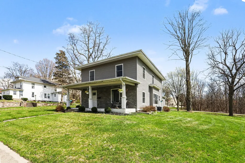 454 E Chicago Street Jonesville City MI 49250
