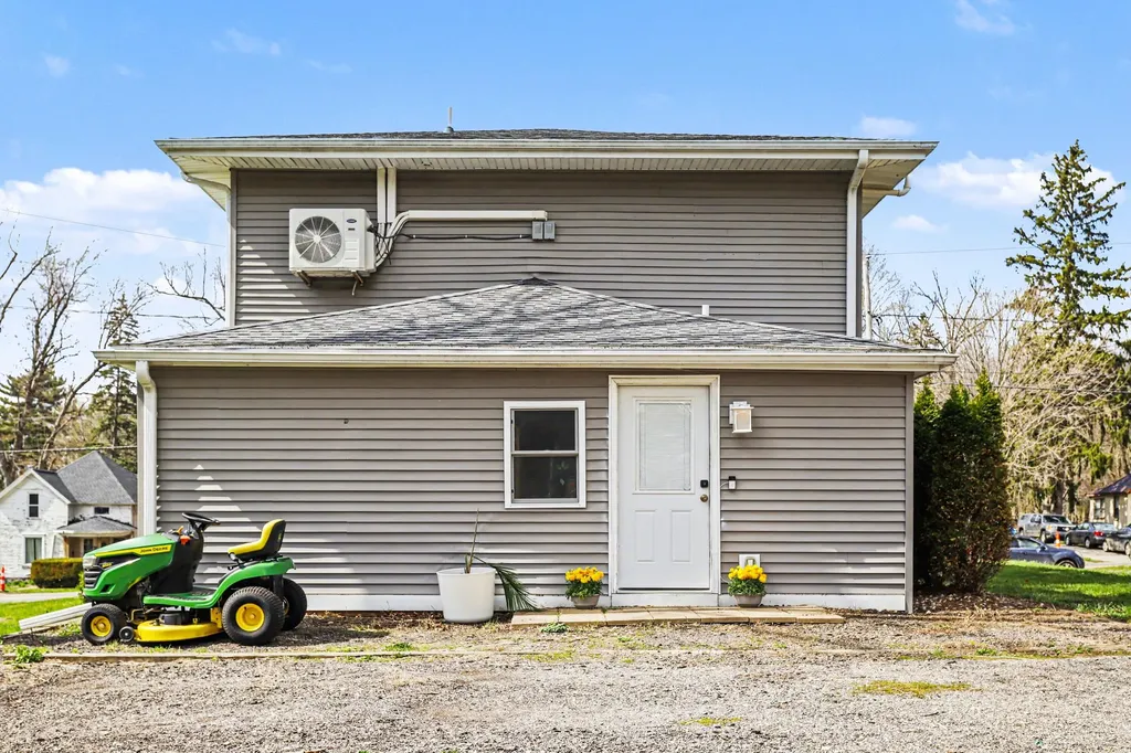 454 E Chicago Street Jonesville City MI 49250