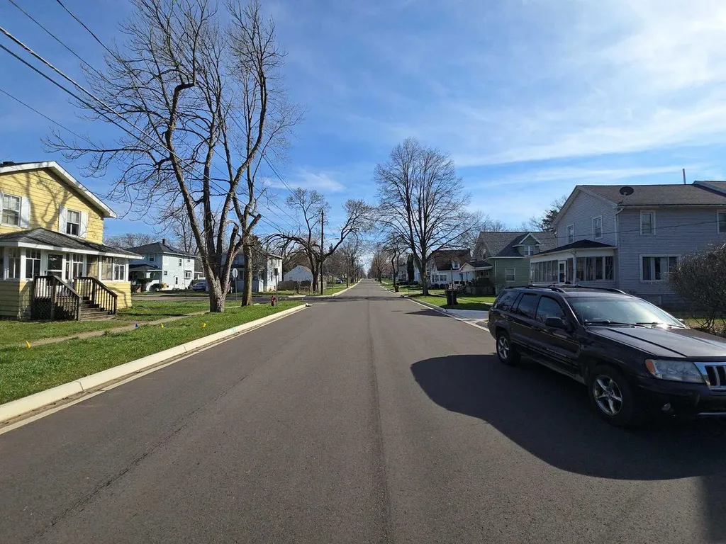 707 S Eaton Street Albion City MI 49224
