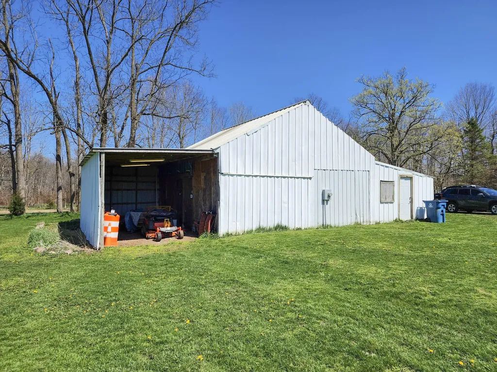 265 W Pearl Road Bethel Township MI 49036