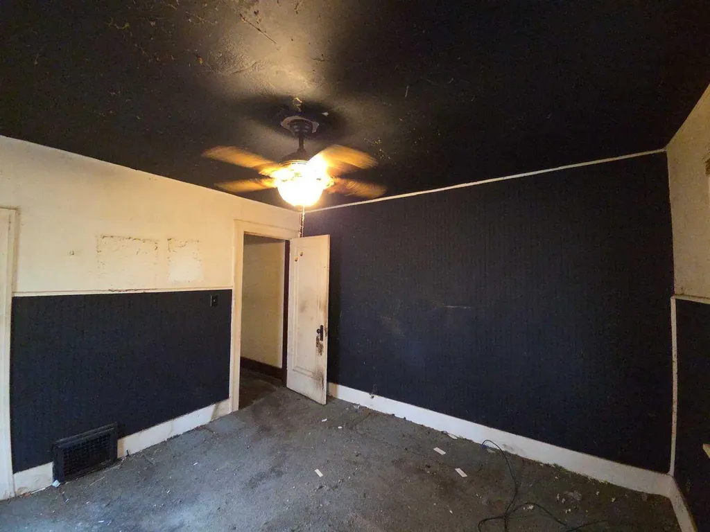 11 Cornwell Street Emmett Charter Township MI 49014