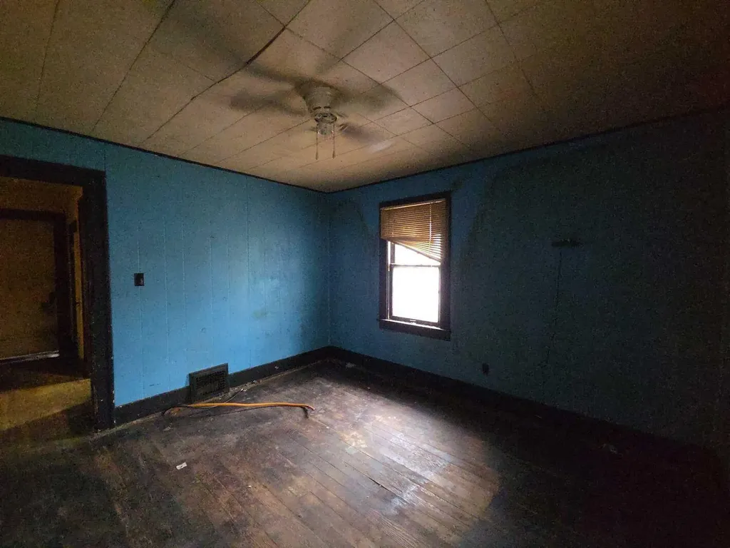 11 Cornwell Street Emmett Charter Township MI 49014