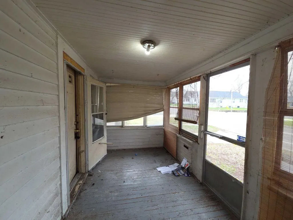 11 Cornwell Street Emmett Charter Township MI 49014