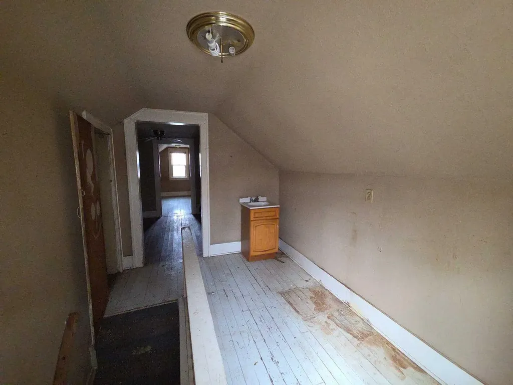 11 Cornwell Street Emmett Charter Township MI 49014