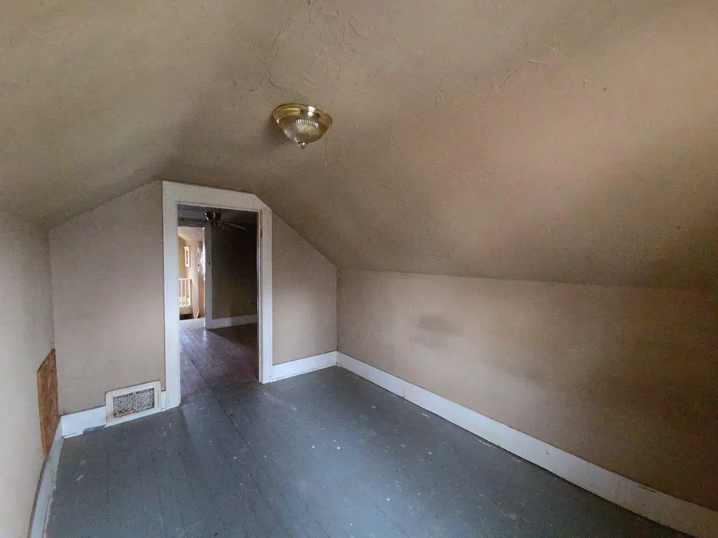 11 Cornwell Street Emmett Charter Township MI 49014