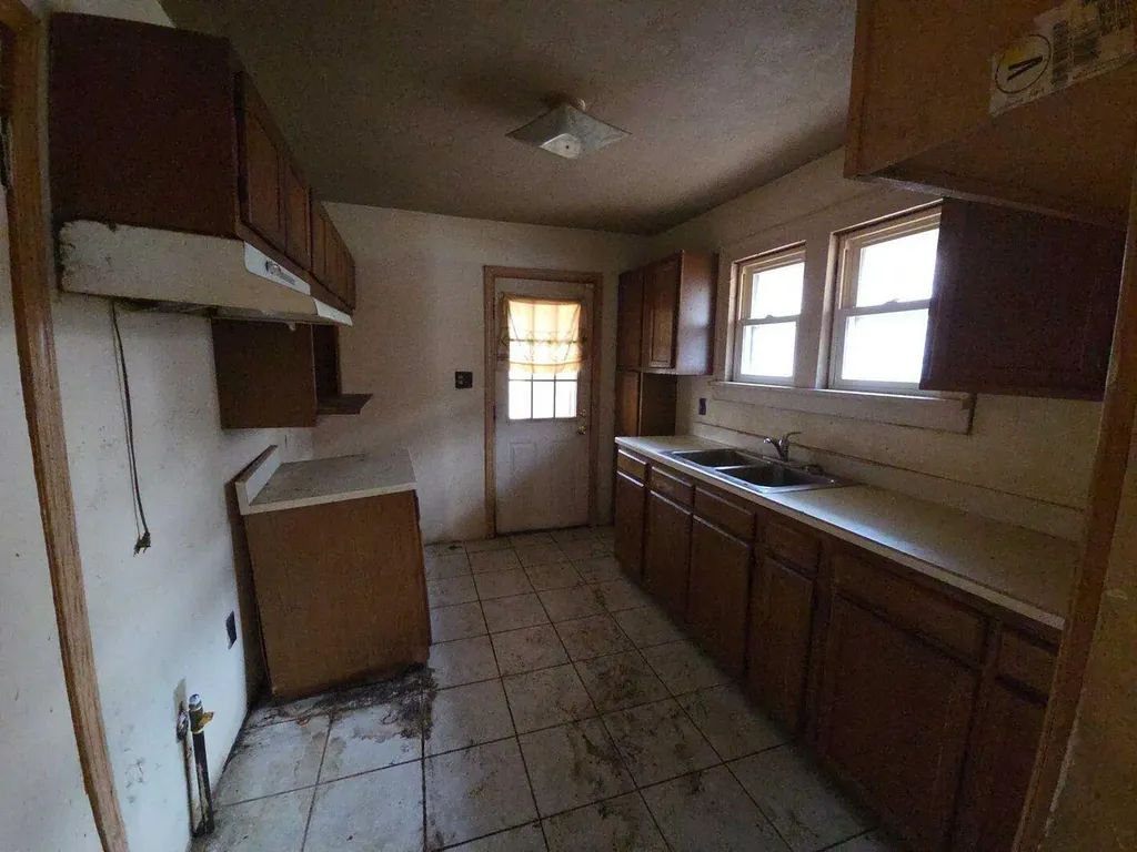 11 Cornwell Street Emmett Charter Township MI 49014