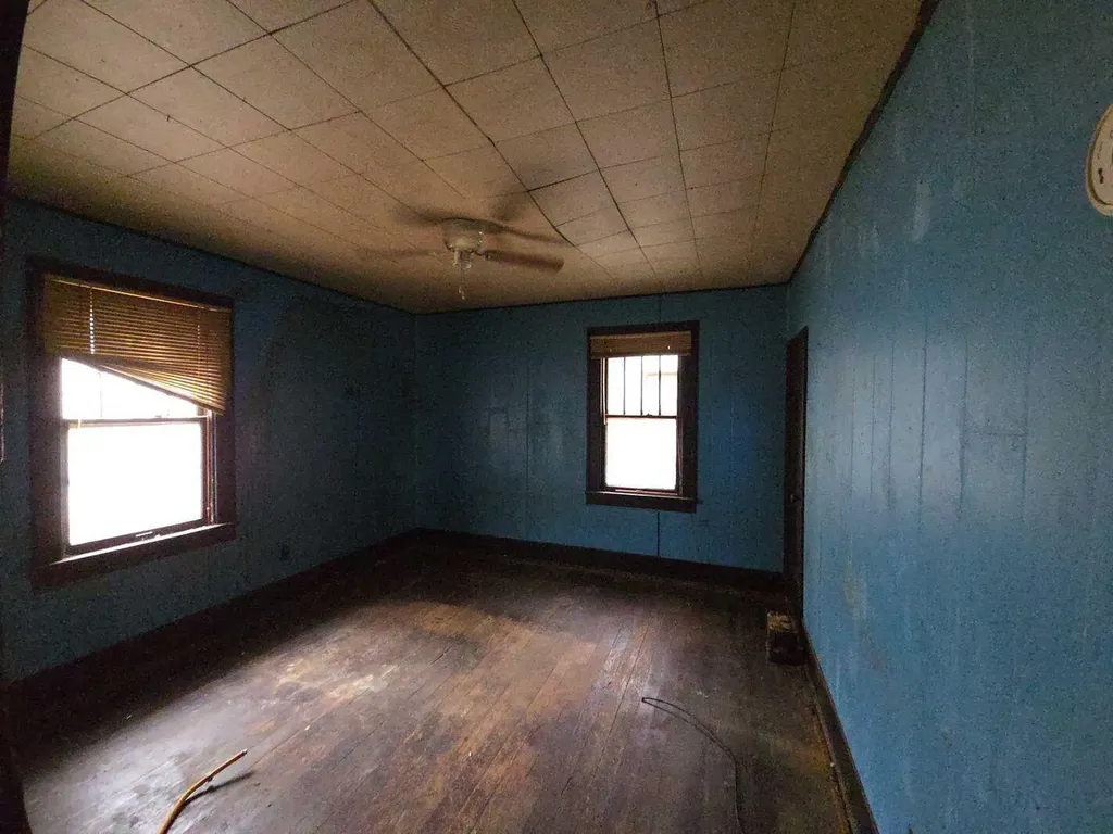 11 Cornwell Street Emmett Charter Township MI 49014