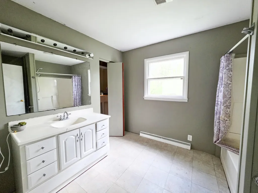257 Edgewood Drive Quincy Township MI 49082