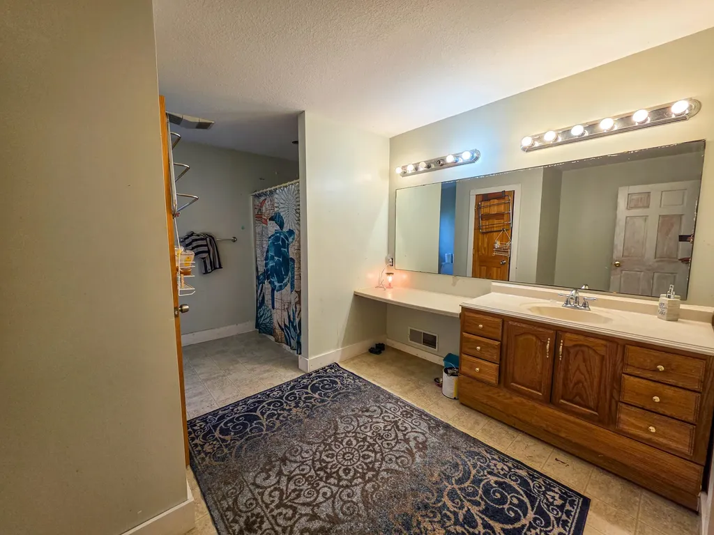 257 Edgewood Drive Quincy Township MI 49082