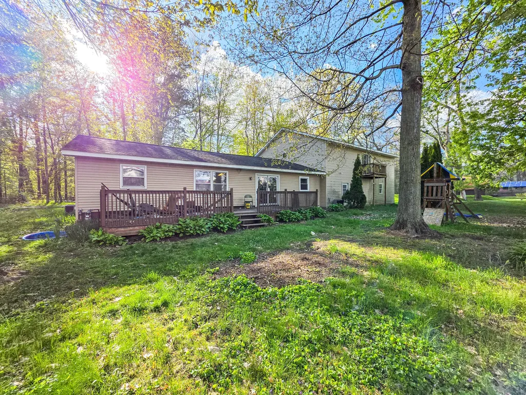 257 Edgewood Drive Quincy Township MI 49082