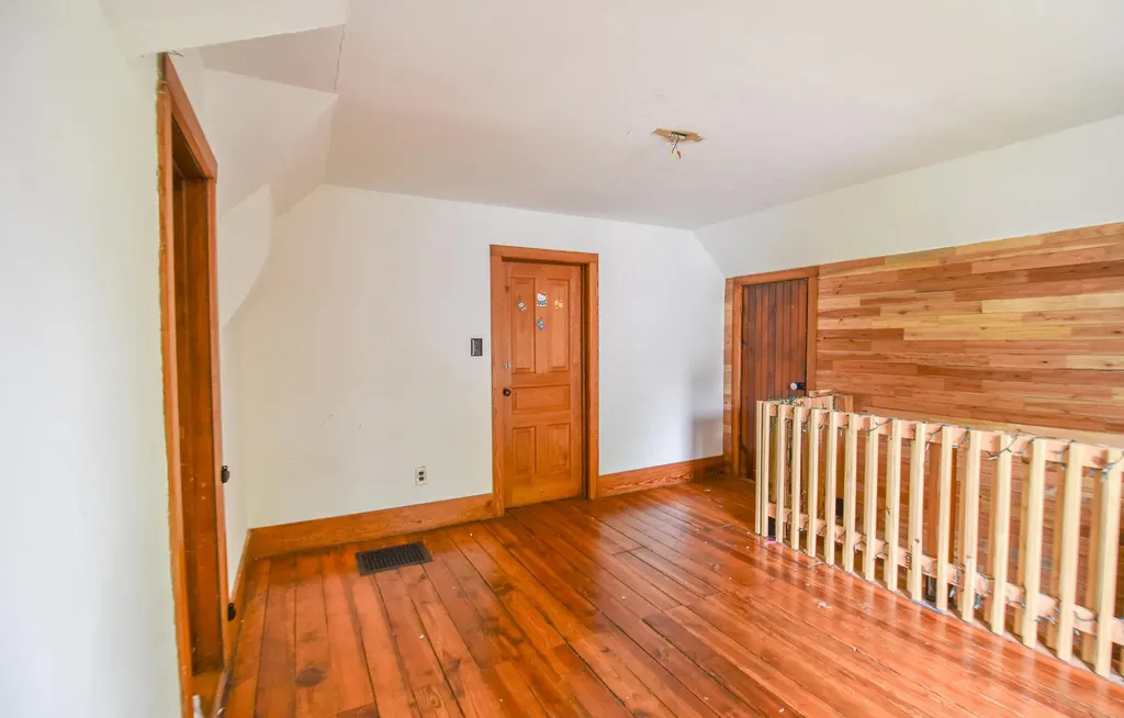 105 W Elm Street Reading City MI 49274