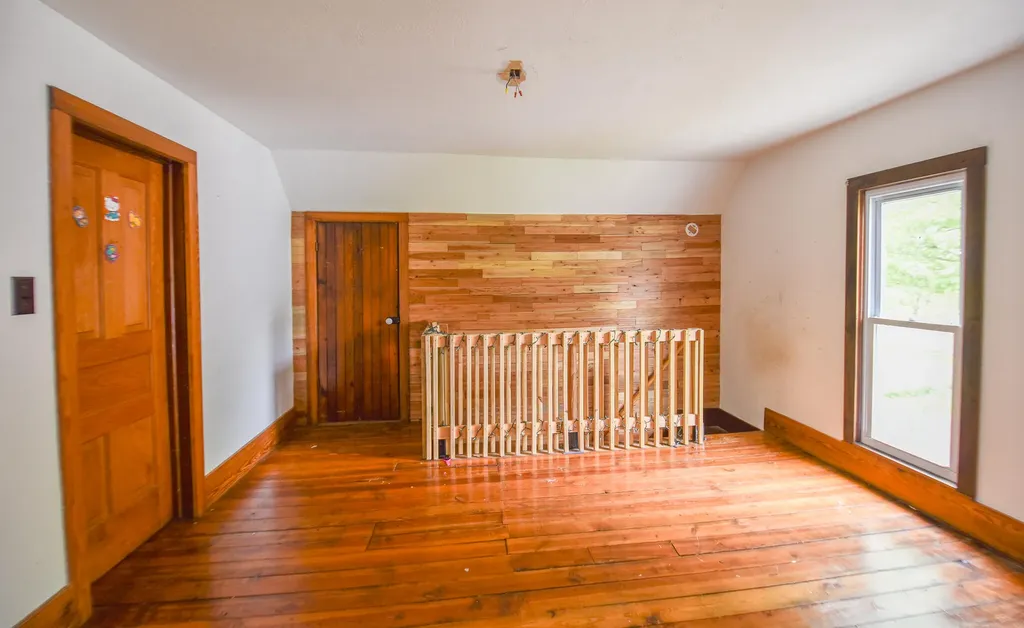 105 W Elm Street Reading City MI 49274