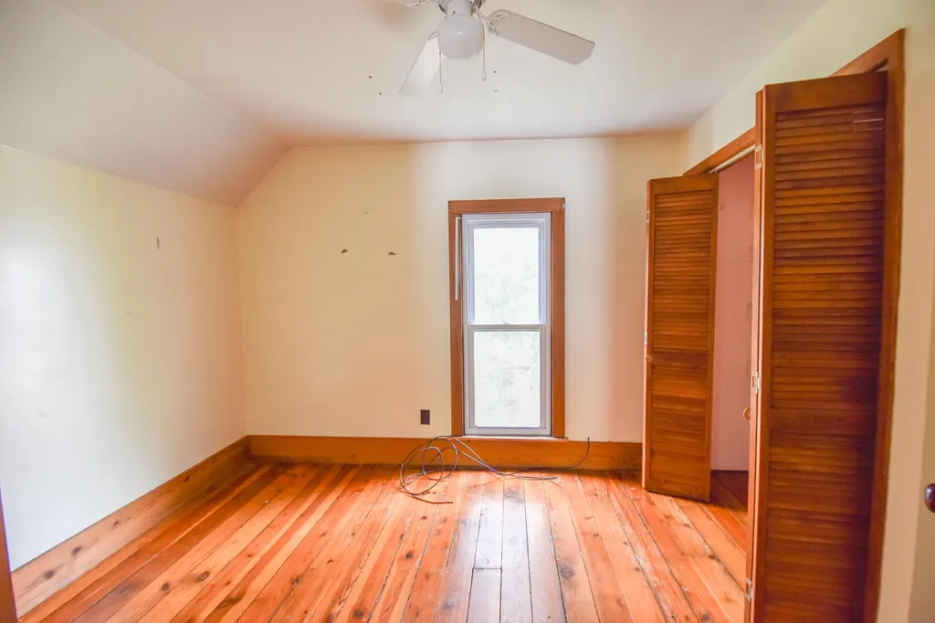 105 W Elm Street Reading City MI 49274