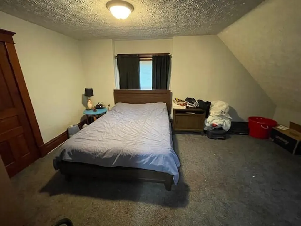 340 S Eagle Street Marshall City MI 49068