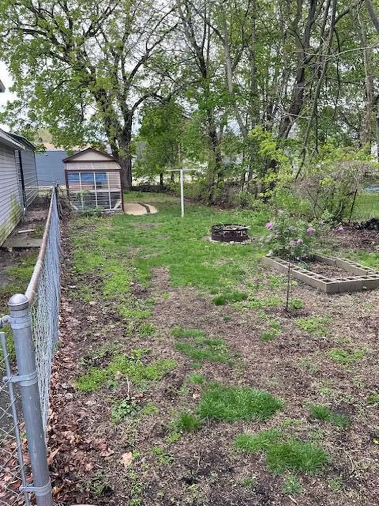 340 S Eagle Street Marshall City MI 49068