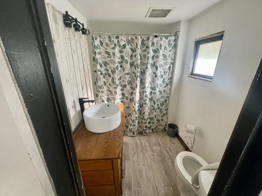 126 E South Street Vicksburg Village MI 49097