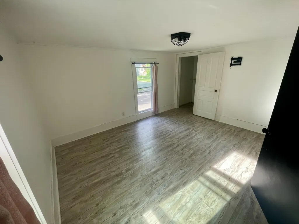 126 E South Street Vicksburg Village MI 49097