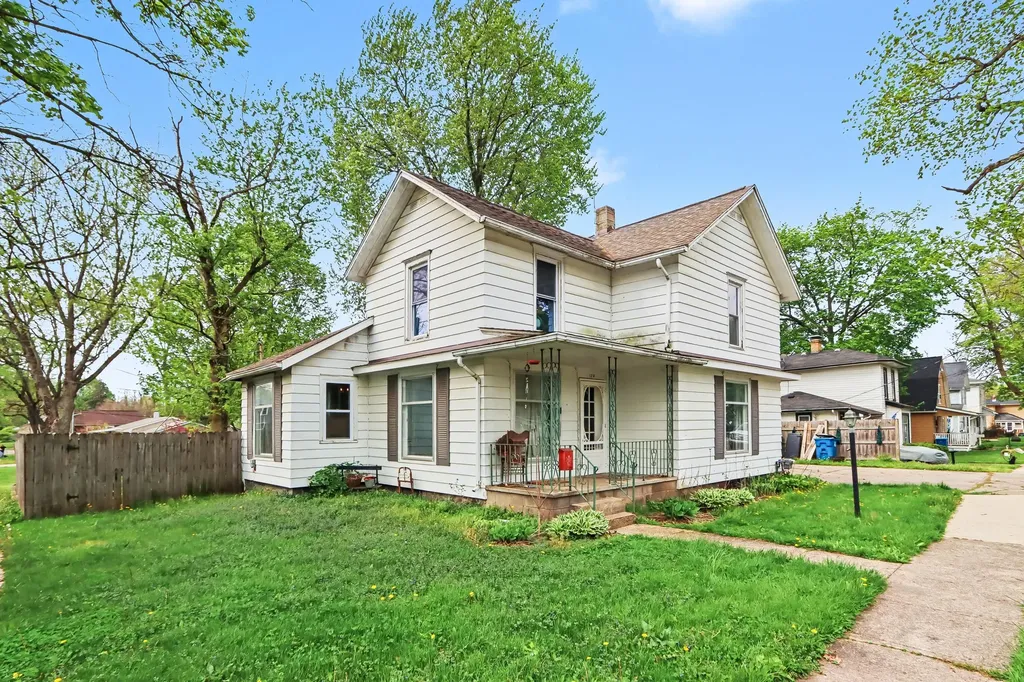 126 E South Street Vicksburg Village MI 49097