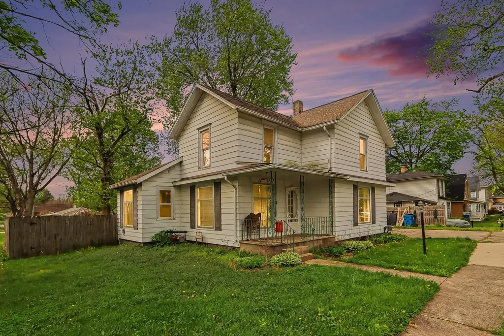 126 E South Street Vicksburg Village MI 49097