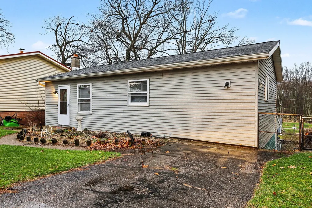573 River Road Coldwater City MI 49036