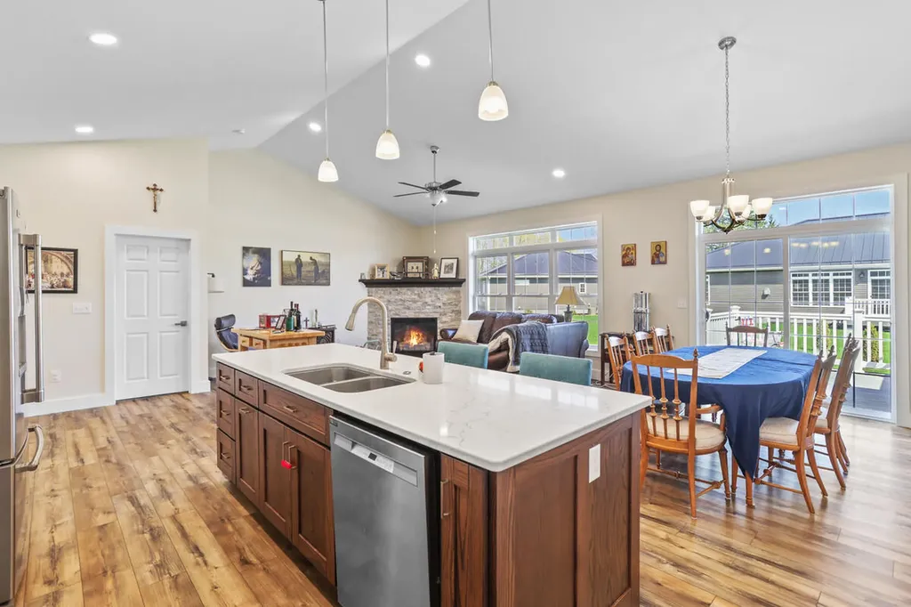 243 Auseon Court Hillsdale City MI 49242