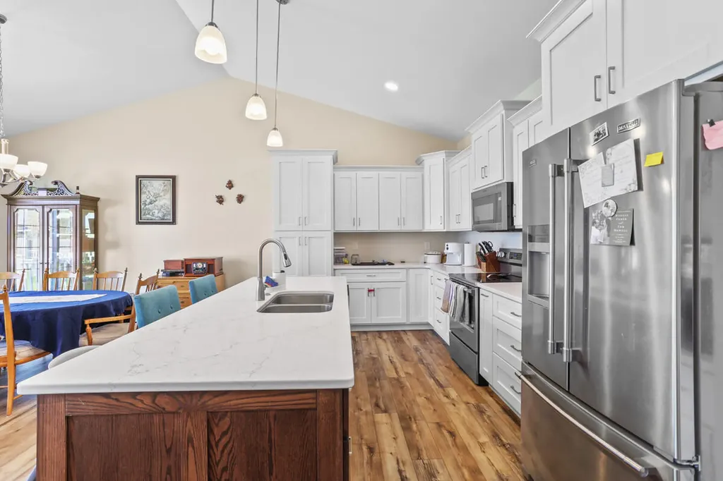 243 Auseon Court Hillsdale City MI 49242