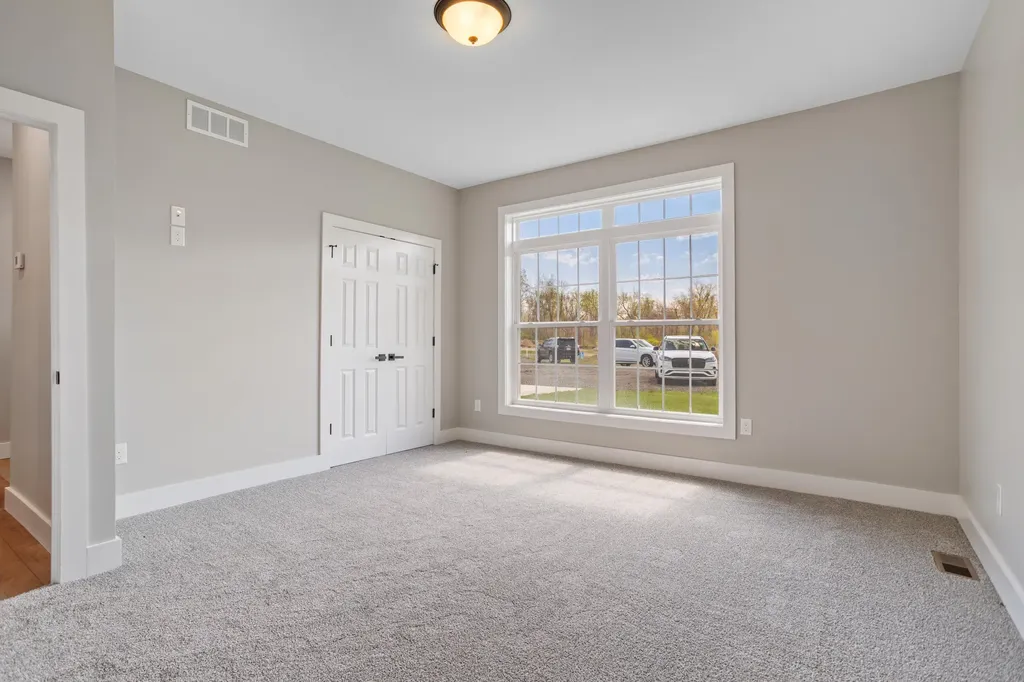 233 Auseon Court Hillsdale City MI 49242