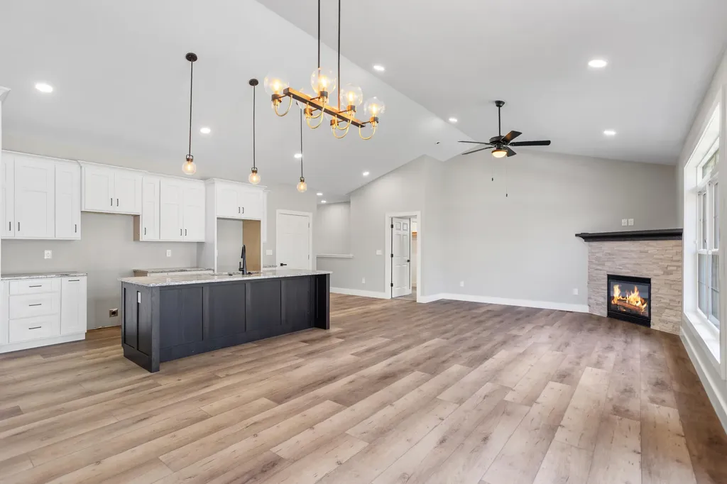 233 Auseon Court Hillsdale City MI 49242