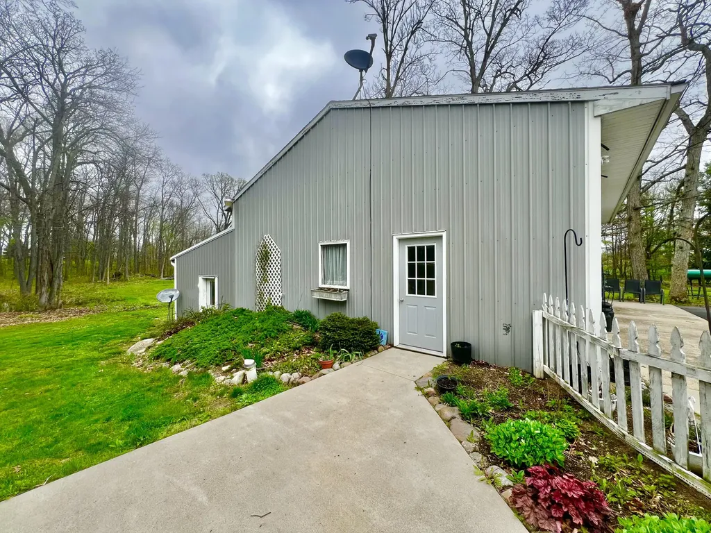 8056 Sawdey Road Moscow Township MI 49249