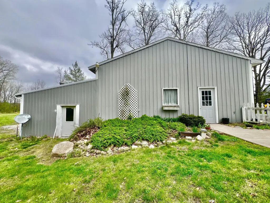 8056 Sawdey Road Moscow Township MI 49249