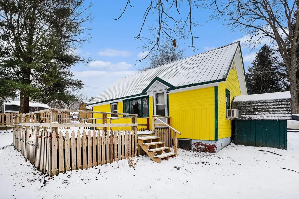 12093 Winans Drive Johnstown Township MI 49050