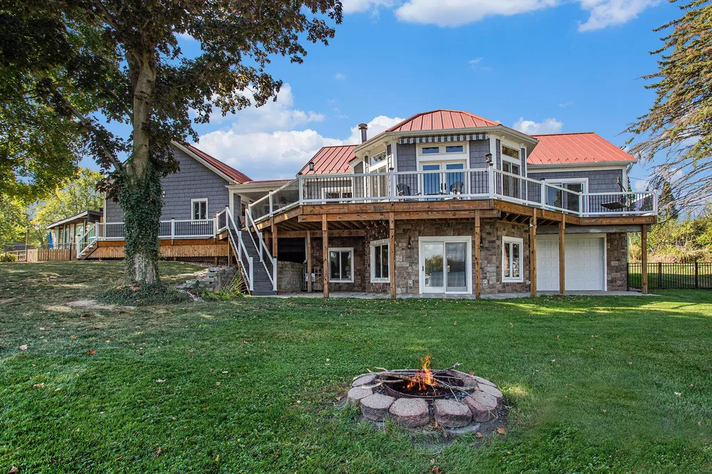 1252 Cherokee Drive Sherwood Township MI 49094