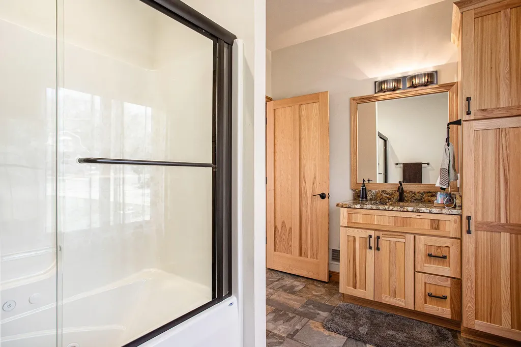 1252 Cherokee Drive Sherwood Township MI 49094