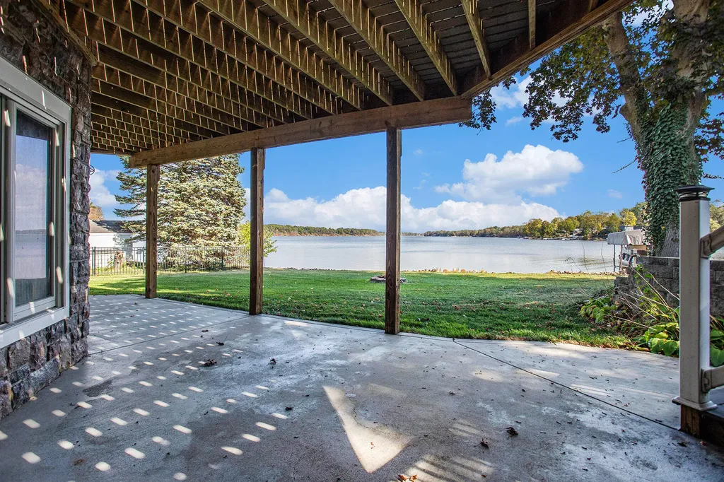 1252 Cherokee Drive Sherwood Township MI 49094