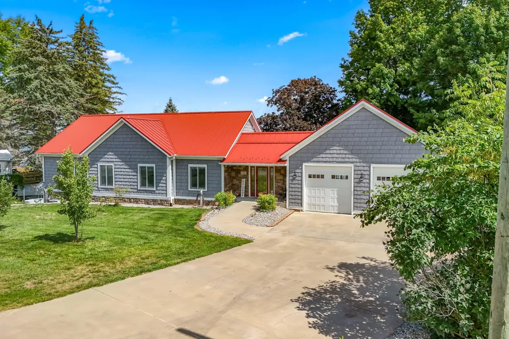 1252 Cherokee Drive Sherwood Township MI 49094